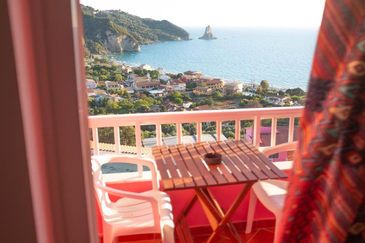 The Pink Palace Hostel Agios Gordios  Exterior photo